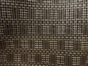 アンティーク　幾何学模様織出し本場泥大島紬着物